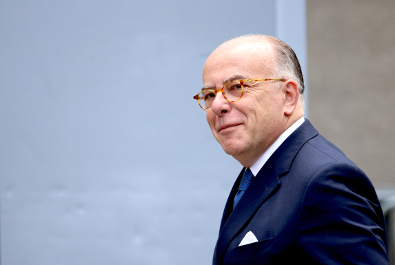 Bernard Cazeneuve (Photo by Behrouz MEHRI / AFP)